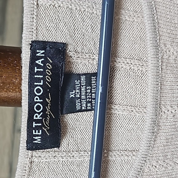 Metropolitan NY Sweater SOFT SzXL Tan - Picture 2 of 8